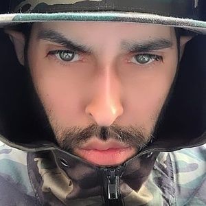 Meet your Posher, Mark